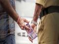 दोन हजार रूपयांची लाच भोवली; दुचाकी सोडविण्यासाठी केली मागणी - Marathi News | A bribe of two thousand rupees; Demand for release the bike | Latest crime News at Lokmat.com