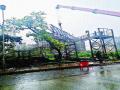 वापरात नसलेला टिळकनगरचा पादचारी पूल पाडला ! - Marathi News |  Tilaknagar bridge News | Latest mumbai News at Lokmat.com