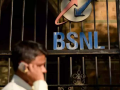 BSNL च्या या प्लॅनवर ग्राहक खूश; दररोज 5GB डेटा, 3 महिन्यांसाठी रिचार्जची डोकेदुखीही नाही - Marathi News | Customers happy with this plan of BSNL 5GB data per day no recharge headache for 3 months unlimited data calling | Latest business News at Lokmat.com