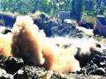 उलवा टेकडीवरील स्फोट थांबवा, जिल्हाधिकाºयांकडे मागणी - Marathi News |  Stop the blast on Ulva hill, demand of District Collector | Latest raigad News at Lokmat.com