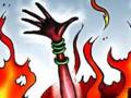 पिंप्री येथील विवाहितेची पेटवून घेत आत्महत्या - Marathi News | Suicide by burning a women in Pimpri | Latest jalgaon News at Lokmat.com