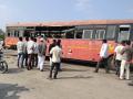 बस आणि टेम्पोच्या भीषण अपघातात ३ जण जागीच ठार - Marathi News | bus- tempo accident near Chandansavargaon in Beed; four killed | Latest beed News at Lokmat.com