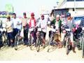 सायकल सवारी.. मायणी ते जगन्नाथपुरी - Marathi News |  Bicycle ride .. Maye to Jagannathpuri | Latest satara News at Lokmat.com