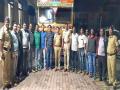 गोमांससह गुरांचा ट्रक पोलिसांनी पकडला - Marathi News | The truck was caught by the police with beef | Latest dhule News at Lokmat.com