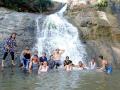 पर्यटकांना खुणावतो नवादेवी धबधबा - Marathi News | Waterfalls that mark the tourists | Latest dhule News at Lokmat.com