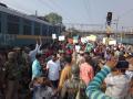 CAA आणि NRC विरोधात जनआक्रोश, बडनेऱ्यात रेल रोको आंदोलन - Marathi News | Public outcry against CAA & NRC, Rail Stop Movement in Badnera | Latest amravati News at Lokmat.com