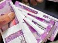 सरकारी कर्मचाऱ्यांना मिळणार सातव्या वेतन आयोगाची थकबाकी - Marathi News | Government employees will get arrears of 7th pay commission | Latest national News at Lokmat.com