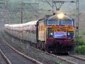 डेक्कन क्वीनला चढणार नवा साज, लवकरच लागणार नवे डबे - Marathi News | New outfit to climb Deccan Queen | Latest mumbai News at Lokmat.com