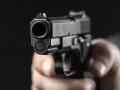 Kolhapur: दुचाकी घासली, कारवाल्याने थेट रिव्हॉल्व्हरच रोखले... - Marathi News | The driver of the car pointed his revolver directly at the biker after being hit by a car in kolhapur | Latest kolhapur News at Lokmat.com