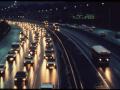 शहरामध्ये हेडलॅम्पचा हायबीम वापरण्याची गरज नाही - Marathi News | There is no need to use headlamp hybrid in the city | Latest auto News at Lokmat.com