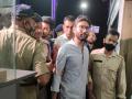 गुजरातमधील आमदार जिग्नेश मेवानींना रात्री उशिरा अटक - Marathi News | Gujarat MLA Jignesh Mewani arrested late last night in ahmedabad | Latest national News at Lokmat.com