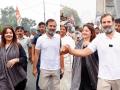Rahul Gandhi: कदमो से कदम मिलते है; बॉलिवूड अभिनेत्री राहुल गांधींच्या यात्रेत - Marathi News | Kadamo se kadam meete hai; Bollywood actress pooja bhatt join Rahul Gandhi's bharat jodo yatra | Latest national Photos at Lokmat.com