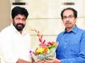 Uddhav Thackeray: शिंदे गटात मतभिन्नता? बच्चू कडूंनी 'शिवसेना पक्षप्रमुख' म्हणत दिल्या शुभेच्छा - Marathi News | Uddhav Thackeray: Differences of opinion in the Shinde group? Bachu Kadu called him 'Shiv Sena Party Chief' and wished him well | Latest mumbai News at Lokmat.com