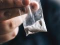 शाळेच्या मैदानातून ५ हजारांच्या ड्रग्जसह सेल्समनला पकडले - Marathi News | A salesman was caught with drugs worth Rs 5,000 from the school grounds | Latest crime News at Lokmat.com