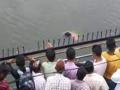 चारित्र्याच्या संशयावरून पत्नीला तलावात ढकलले - Marathi News | The wife was pushed into the lake due to suspicion of character | Latest thane News at Lokmat.com