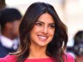 प्रियांका चोप्रा म्हणते, जगावरचं संकट गंभीर! - Marathi News | Priyanka Chopra says, the crisis in the world is serious! | Latest editorial News at Lokmat.com