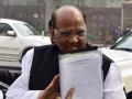 शरद पवारही दिल्लीला रवाना, अनेकांच्या भुवया उंचावल्या - Marathi News | Sharad Pawar also left for Delhi, raising eyebrows of many | Latest national News at Lokmat.com