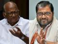 Sharad Pawar : 'शरद पवार आजही कारखानदारांचेच, आम्ही त्यांचे गुलाम नाही' - Marathi News | Sharad Pawar : 'Sharad Pawar is still a factory owner, we are not his slave', raju shetti on sugar cane farmer | Latest mumbai News at Lokmat.com