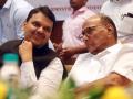 देवेंद्र फडणवीस लवकरच शरद पवारांची भेट घेणार  - Marathi News | Devendra Fadnavis will meet Sharad Pawar soon in mumbai | Latest mumbai News at Lokmat.com