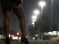 व्हॉट्सॲपवरून सुरू हाेता वेश्याव्यवसाय, पोलिसांनी रचला सापळा - Marathi News | The prostitution business started from WhatsApp, the police set a trap | Latest mumbai News at Lokmat.com