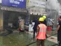 ठाण्यात हिरानंदानी इस्टेट येथील सहा दुकानाना आग; लाखोंचे नुकसान - Marathi News | Fire broke out at six shops at Hiranandani Estate in Thane; Loss of millions | Latest thane News at Lokmat.com