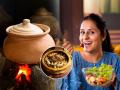 स्वयंपाकाला वापरुन पाहा मातीची भांडी, ४ फायदे, भरपूर पोषण मिळेल-पदार्थाला येईल दुप्पट चव... - Marathi News | 4 benefits of cooking food in clay pot for good health : Try using clay pots for cooking, 4 benefits, you will get a lot of nutrition - the food will taste twice... | Latest sakhi News at Lokmat.com