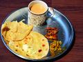 इराणी बन मस्का चालतो, चहा-चपाती का नाही? - Marathi News | We can eat Irani Ban Maska, then why not tea-chapati? | Latest manthan News at Lokmat.com