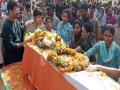 Kolhapur: जवान संदीप खोत यांच्यावर शासकीय इतमामात अंत्यसंस्कार - Marathi News | Jawan Sandeep Khot cremated with state honors | Latest kolhapur News at Lokmat.com