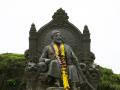 अमर्याद महत्त्वाकांक्षेचे आभाळ पेलणारा राजा - Marathi News | Special editorial articles A king who aspires to unlimited ambition | Latest editorial News at Lokmat.com