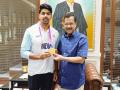 गोल्ड मेडलिस्ट पवन सेहरावतला दिल्ली सरकार १ कोटी रूपये देणार; केजरीवालांची मोठी घोषणा - Marathi News | Chief Minister Arvind Kejriwal has announced that the Delhi government will award Rs 1 crore to Pawan Sehrawat, a member of the Indian Kabaddi team who won the gold medal in the Asian Games 2023 | Latest national News at Lokmat.com