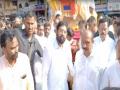देवीच्या आगमन सोहळ्यात मुख्यमंत्री शिंदे आणि खासदार राजन विचारे एकत्र - Marathi News | Chief Minister Shinde and MP Rajan Vichare were seen together at the arrival ceremony of Devi in Thane  | Latest thane News at Lokmat.com