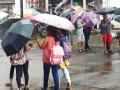 शाळांना सुट्टी मात्र खासगी क्लासेस सुरूच - Marathi News | Holidays to schools, however, continue to be private classes | Latest raigad News at Lokmat.com