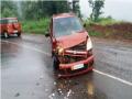 मुंबई -गोवा महामार्गावर पोलादपूरमध्ये अपघात; दोन गाड्यांची समोरासमोर धडक, एक जखमी  - Marathi News | Accident at Poladpur on Mumbai-Goa Highway; Two vehicles collided head-on, injuring one | Latest raigad News at Lokmat.com