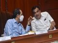 दिल्लीत नितीन गडकरींचा पुढाकार, मुख्यमंत्री उद्धव ठाकरे आणि घड्याळ - Marathi News | Nitin Gadkari's initiative in Delhi, Chief Minister Uddhav Thackeray and NCP Jayant Patil | Latest editorial News at Lokmat.com