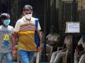 Coronavirus: धोकादायक! जाणून घ्या, १ कोरोना रुग्ण किती जणांना बनवतो शिकार? डॉक्टरांनी दिला आकडा - Marathi News | Coronavirus: Dangerous! 1 corona patients impact on 59 thousand peoples pnm | Latest health Photos at Lokmat.com