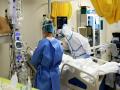 Coronavirus: मृत्यूच्याही दारातून परतला ‘हा’ बॉडीबिल्डर; डॉक्टारांनी सोडली होती याच्या जगण्याची आशा   - Marathi News | Coronavirus: Man with 1% Chance of Survival Beats Coronavirus but short of a miracle pnm | Latest jarahatke News at Lokmat.com