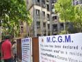 सीलबंद इमारतींचा आकडा वाढतोय; कोरोनाचा प्रार्दुभाव रोखण्यासाठी पालिकेचा प्रयत्न - Marathi News | The number of sealed buildings is increasing; Municipal efforts to prevent corona outbreaks | Latest mumbai News at Lokmat.com