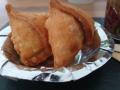 रेल्वेत समोसा, सँडविच महाग! - Marathi News | Samosa in the train, sandwich expensive! What should the workers do? | Latest nagpur News at Lokmat.com