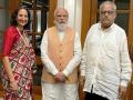चुरगळलेल्या शर्टवर PM मोदींना भेटलेल्या 'या' व्यक्तीची सोशल मीडियावर तुफान चर्चा, आहेत 22300 कोटींचे मालक - Marathi News | PM Narendra Modi meet Rakesh Jhunjhunwala rough shirt discussion on social media | Latest business News at Lokmat.com