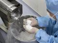 Coronavirus: कोरोनावर ‘हे’ औषध अत्यंत प्रभावी असल्याचं सिद्ध; अनेक रुग्ण बरे झाल्याचं चित्र! - Marathi News | Coronavirus: Gileads remdesivir shows improvement in moderate covid 19 patients pnm | Latest international Photos at Lokmat.com