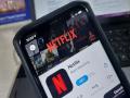गेमिंग इंडस्ट्रित प्रवेशासाठी Netflix तयार! लवकरच होऊ शकते घोषणा; असा आहे संपूर्ण प्लॅन - Marathi News | Netflix could enter video gaming industry soon all you need to know | Latest business News at Lokmat.com