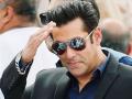 Salman Khan : सलमान खानचं लगीन झालं? स्वतःच व्हिडिओ शेअर करत केली अशी घोषणा - Marathi News | Bollywood actor Salman Khan reveals he is married video viral on instagram | Latest filmy News at Lokmat.com