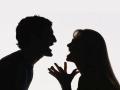 Husband Wife Fight : झोपेत दुसऱ्याच महिलेचं स्वप्न पाहत होता पती; संतापलेल्या पत्नीनं अंगावर टाकलं उकळलेलं पाणी   - Marathi News | Husband Wife Fight husband was expressing love for some other woman in dream angry wife poured boiling water over her body | Latest crime News at Lokmat.com