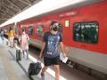 Indian Railways : प्रवाशांसाठी महत्वाची बातमी! आता चालत्या ट्रेनमध्ये कार्डने पेमेंट करून बनवता येईल तिकीट - Marathi News | Indian Railways Important news for the railway passengers tickets through debit card moving trains railway to introduce 4g technology to pos machine | Latest business News at Lokmat.com
