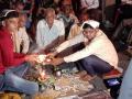 नवरदेवाला हिंदी वृत्तपत्र वाचता आलं नाही, नवरीनं वरात दरवाजात येताच मोडलं लग्न - Marathi News | Uttar pradesh Groom could not read the hindi newspaper bride broke the marriage auraiya | Latest national News at Lokmat.com