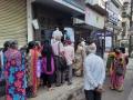 ...म्हणून डोंबिवलीतील सीकेपी बँकेत खातेदारांची मोठी गर्दी  - Marathi News | large crowd of account holders at CKP Bank in Dombivli | Latest thane News at Lokmat.com