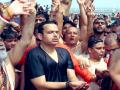 बम बम भोले..! मुख्यमंत्र्यांनी कुंभमेळ्यात केलं स्नान - Marathi News | Devendra Fadnavis takes holy dip at Kumbh, offers prayers | Latest maharashtra News at Lokmat.com