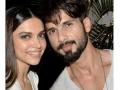 दीपिका पादुकोण शाहिद कपूरला म्हणाली,‘आय लव्ह यू?’ - Marathi News | Deepika Padukone said to Shahid Kapoor, 'I love you?' | Latest filmy News at Lokmat.com