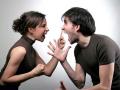 कपल्समध्ये वाद होण्याची क्षुल्लक कारणे - Marathi News | The trivial reasons for the dispute in the couples | Latest fashion News at Lokmat.com