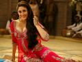 प्रेग्नेंसीनंतर करिना कपूर करणार टीव्ही डेब्यू? - Marathi News | Kareena Kapoor to debut TV debut after pregnancy? | Latest filmy News at Lokmat.com